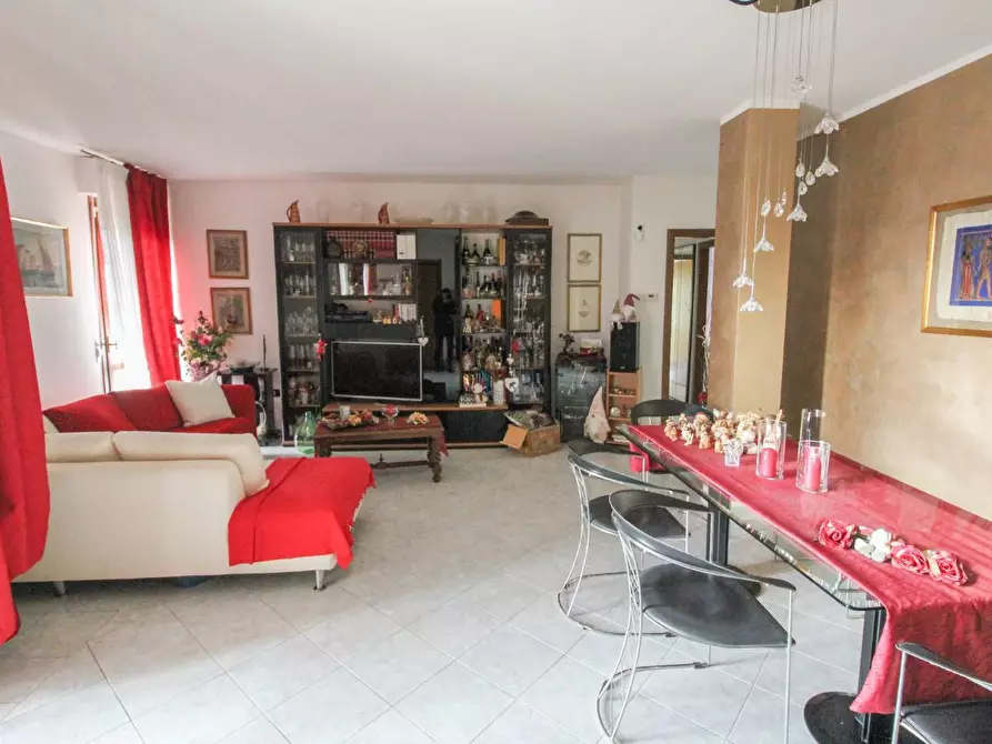 Immagine 7 di Appartamento in vendita  a Cascina