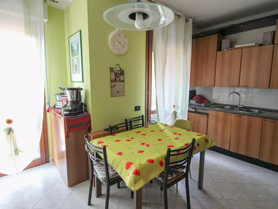 Immagine 12 di Appartamento in vendita  a Cascina