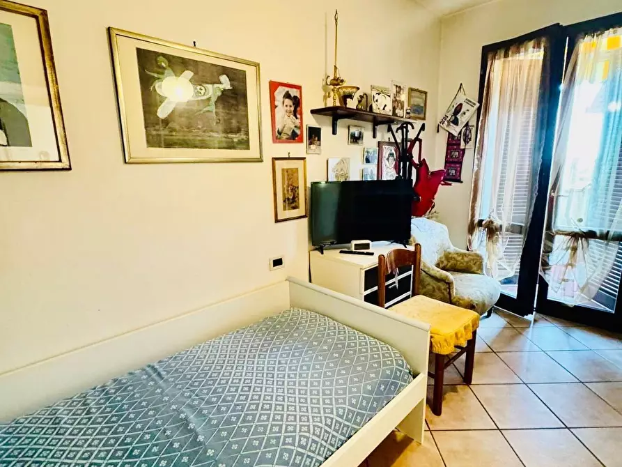 Immagine 7 di Appartamento in vendita  a Carrara