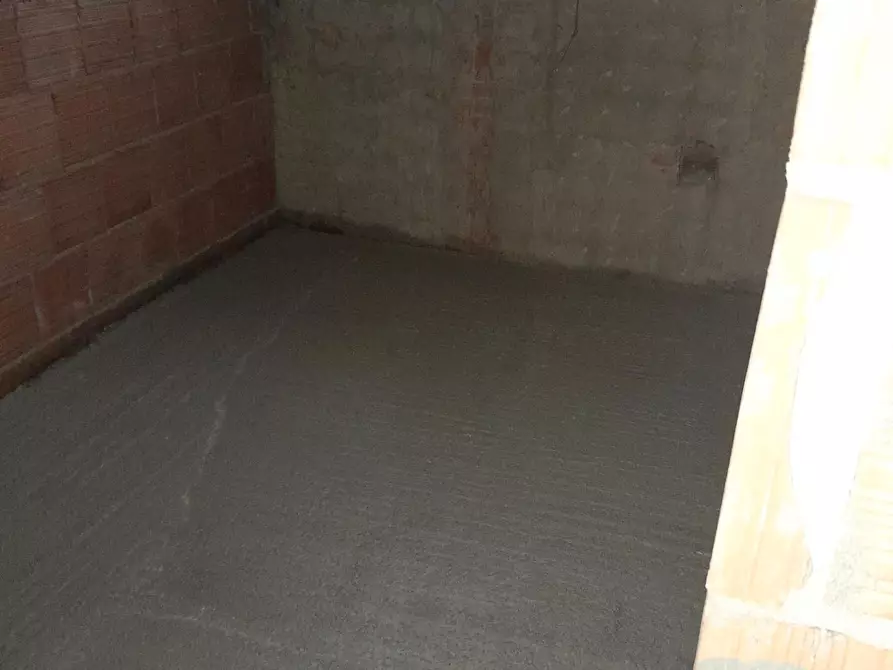 Immagine 3 di Villetta a schiera in vendita  a Pisa