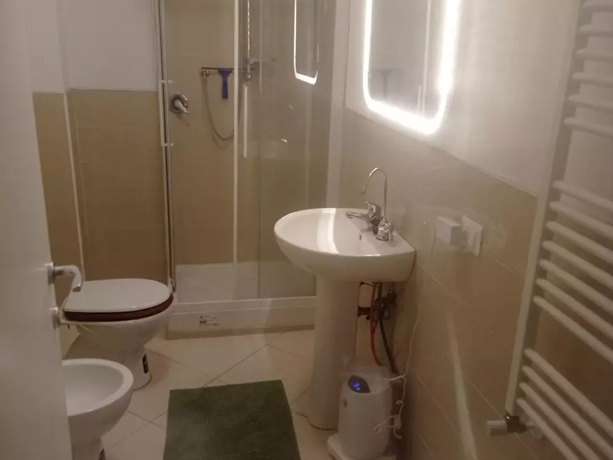 Immagine 14 di Appartamento in vendita  a Rosignano Marittimo