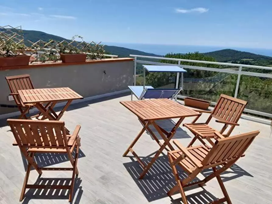 Immagine 4 di Appartamento in vendita  a Rosignano Marittimo