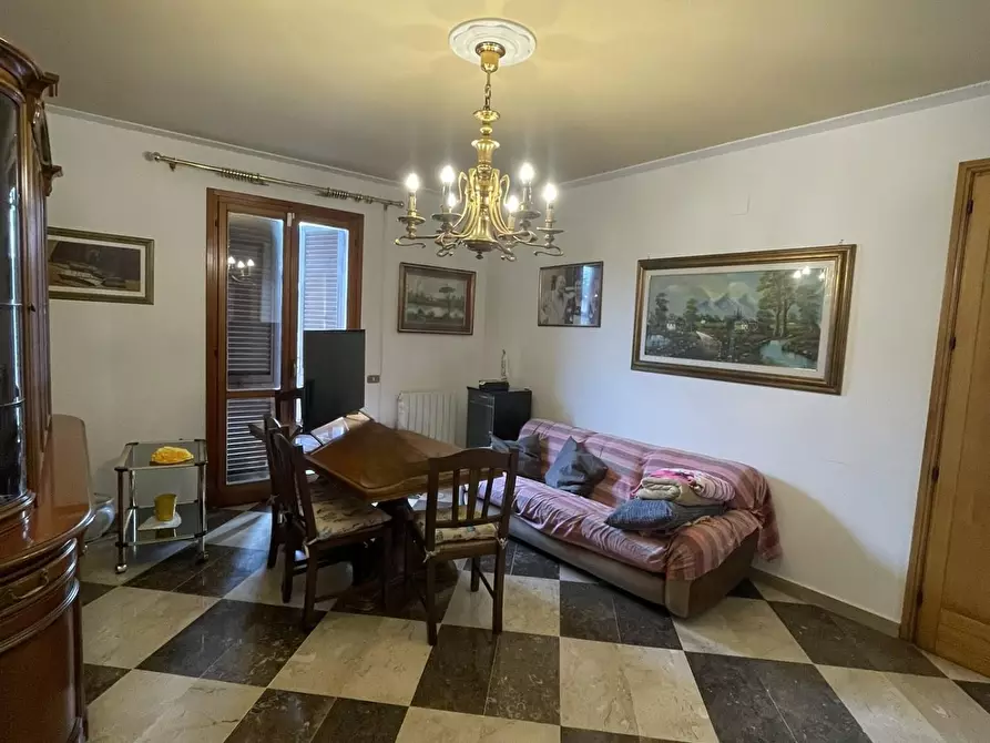 Immagine 1 di Appartamento in vendita  a Santa Maria A Monte