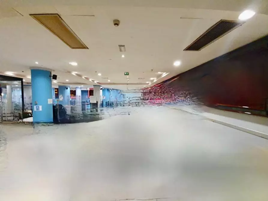 Immagine 1 di Capannone industriale in vendita  a Livorno