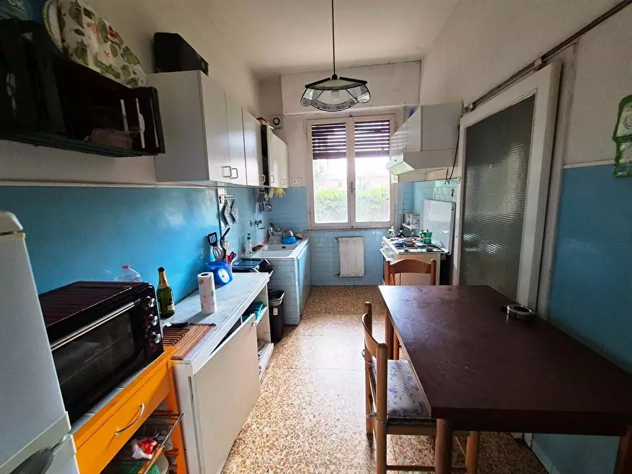 Immagine 9 di Appartamento in vendita  a Siena