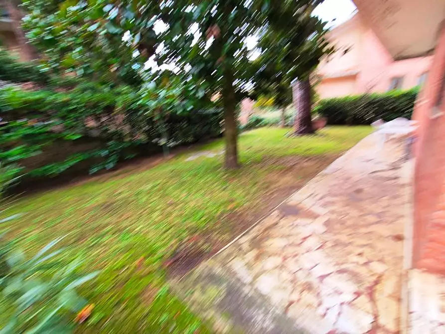 Immagine 3 di Appartamento in vendita  a Siena