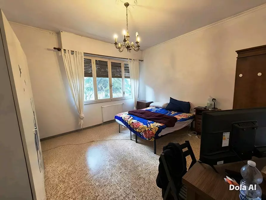 Immagine 16 di Appartamento in vendita  a Siena