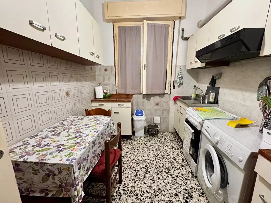 Immagine 2 di Appartamento in vendita  a Pisa