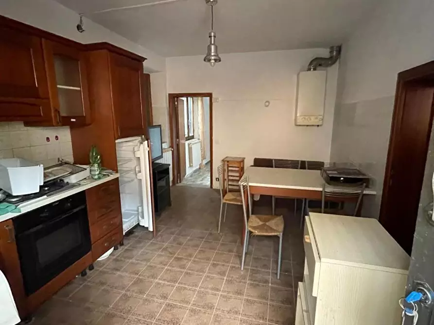 Immagine 1 di Appartamento in vendita  a Siena