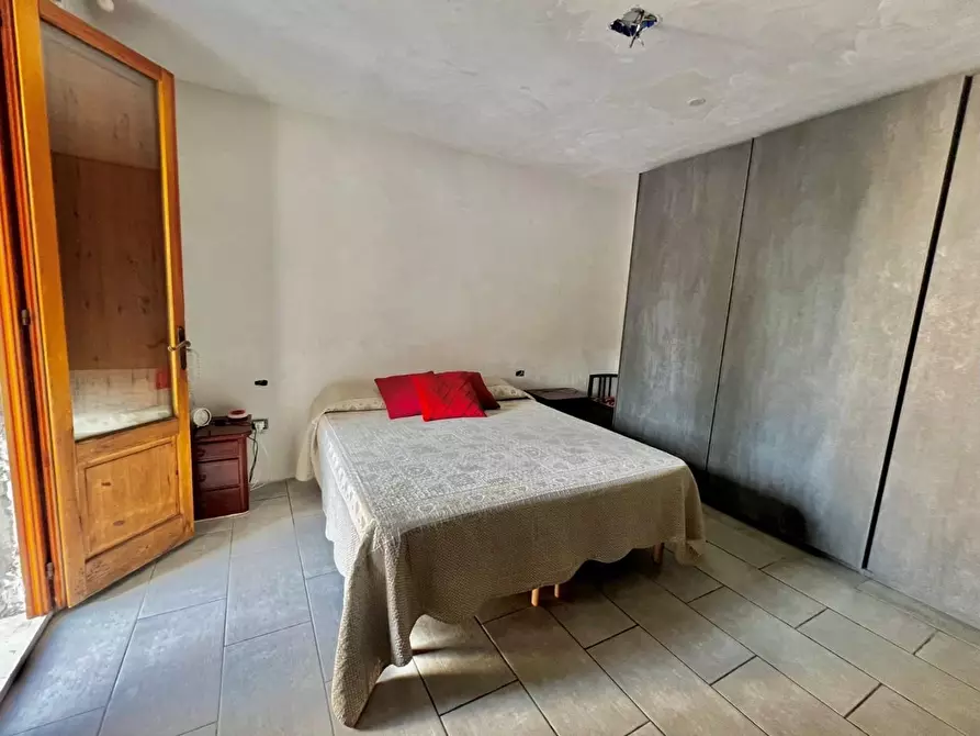 Immagine 8 di Appartamento in vendita  a Empoli