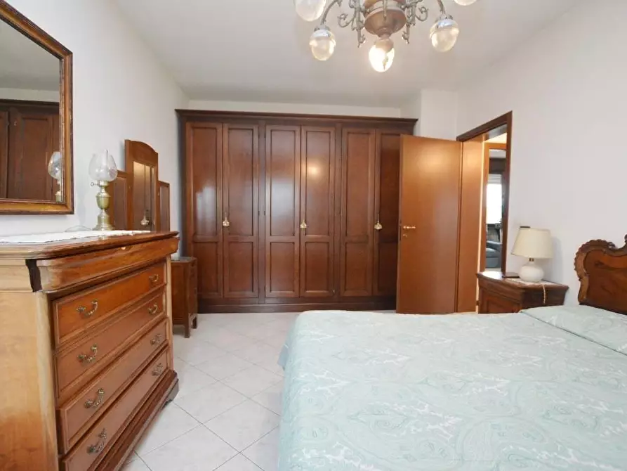 Immagine 12 di Appartamento in vendita  a Capannori