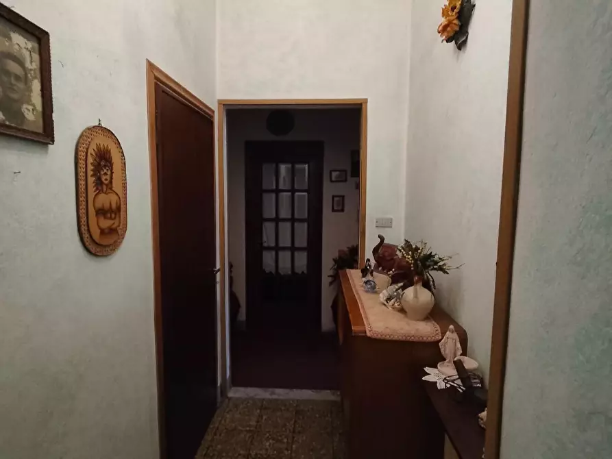 Immagine 32 di Casa indipendente in vendita  a Lucca