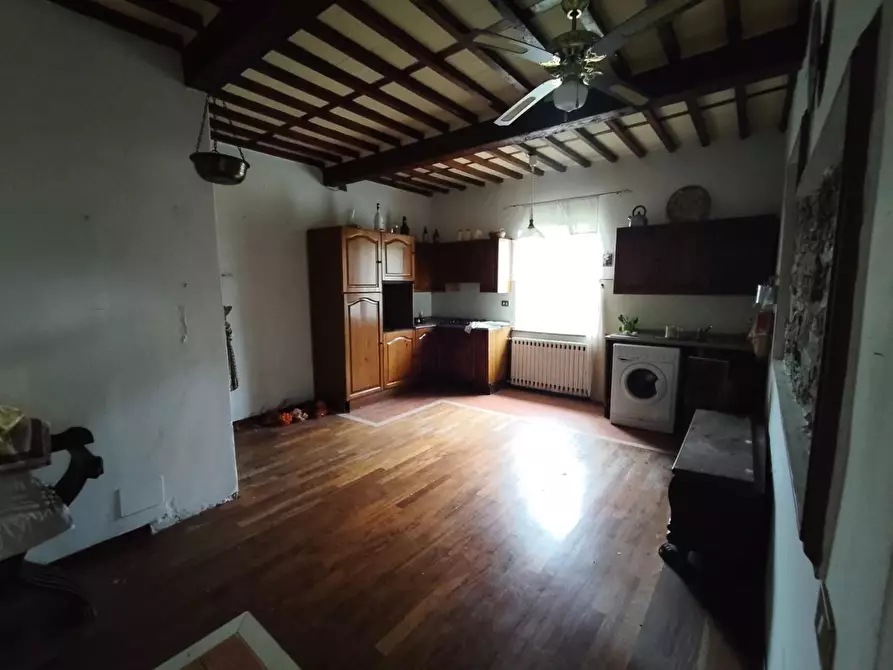 Immagine 28 di Casa indipendente in vendita  a Lucca