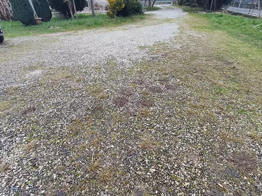 Immagine 2 di Casa indipendente in vendita  a Lucca