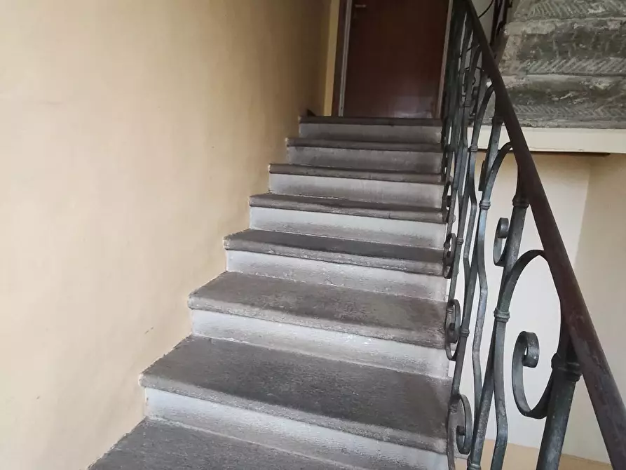 Immagine 7 di Casa indipendente in vendita  a Lucca