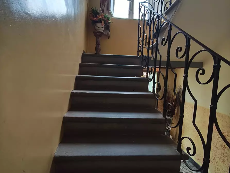 Immagine 9 di Casa indipendente in vendita  a Lucca