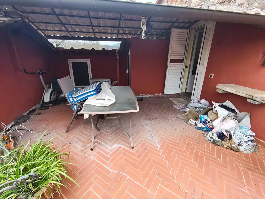 Immagine 27 di Casa indipendente in vendita  a Lucca