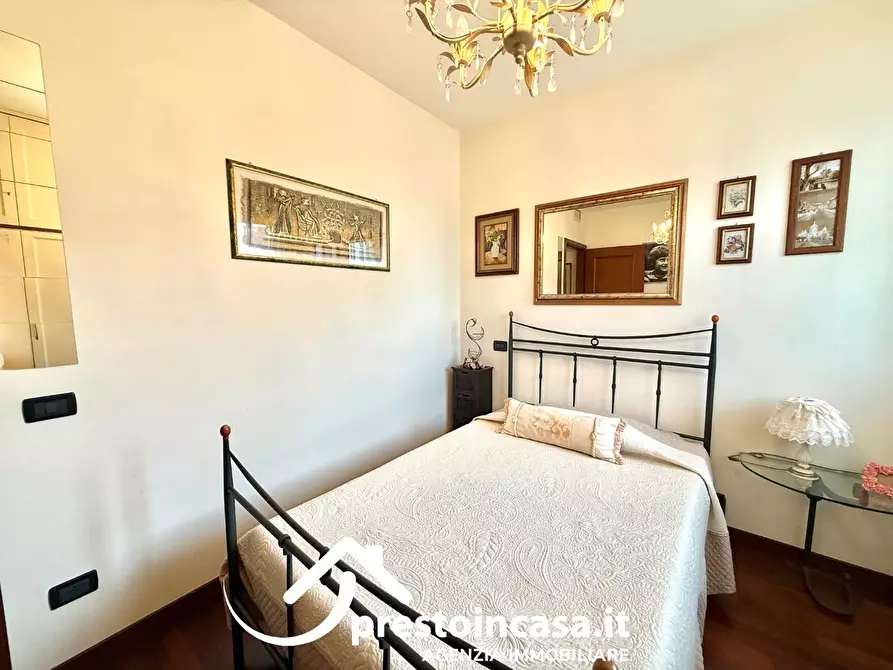 Immagine 31 di Villetta a schiera in vendita  a Forte Dei Marmi