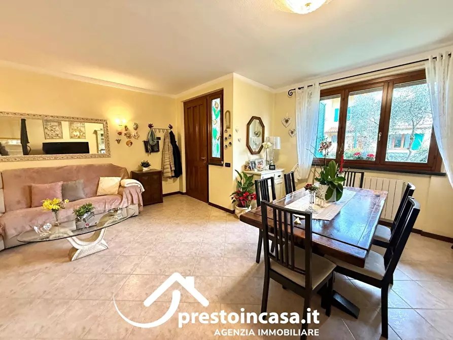 Immagine 6 di Villetta a schiera in vendita  a Forte Dei Marmi