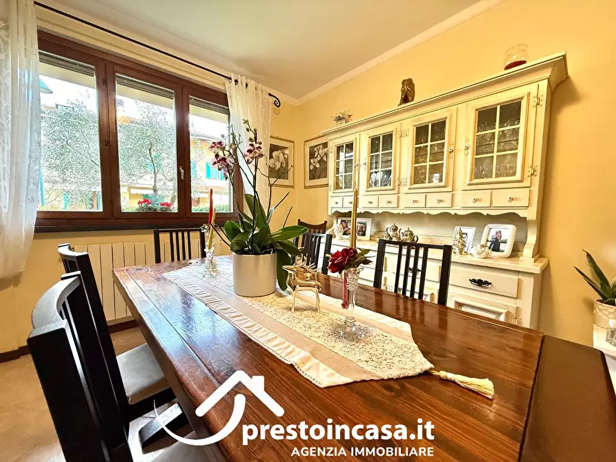 Immagine 7 di Villetta a schiera in vendita  a Forte Dei Marmi