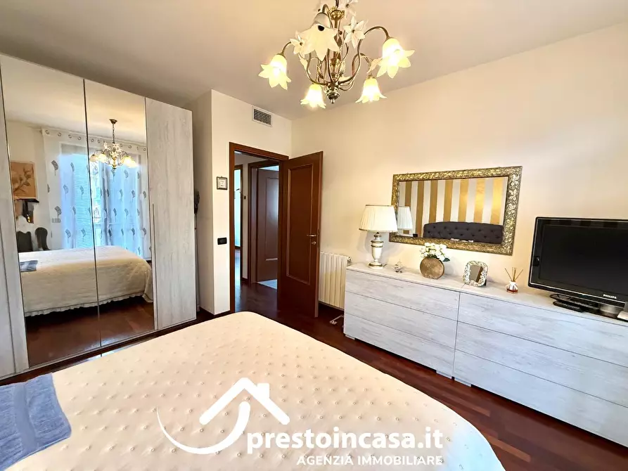 Immagine 24 di Villetta a schiera in vendita  a Forte Dei Marmi