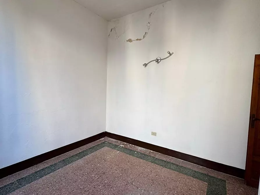 Immagine 8 di Appartamento in vendita  a Pisa