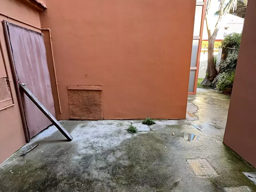 Immagine 6 di Appartamento in vendita  a Pisa