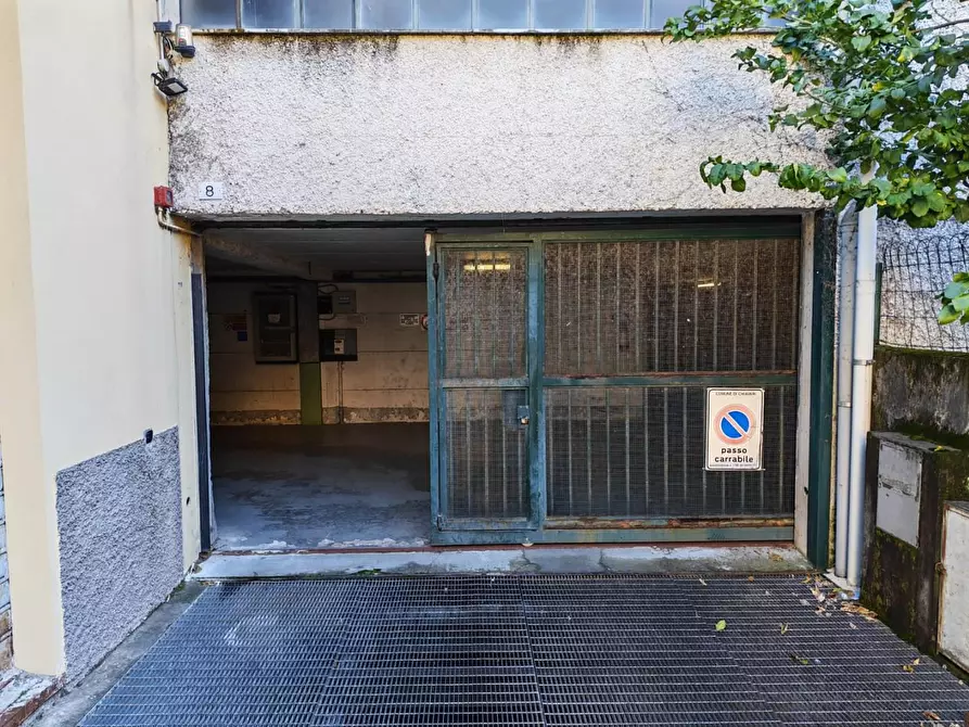 Immagine 16 di Garage in vendita  a Chiavari