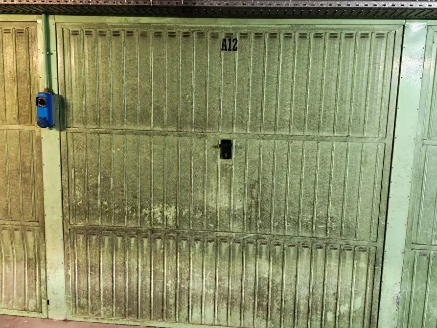 Immagine 3 di Garage in vendita  a Chiavari