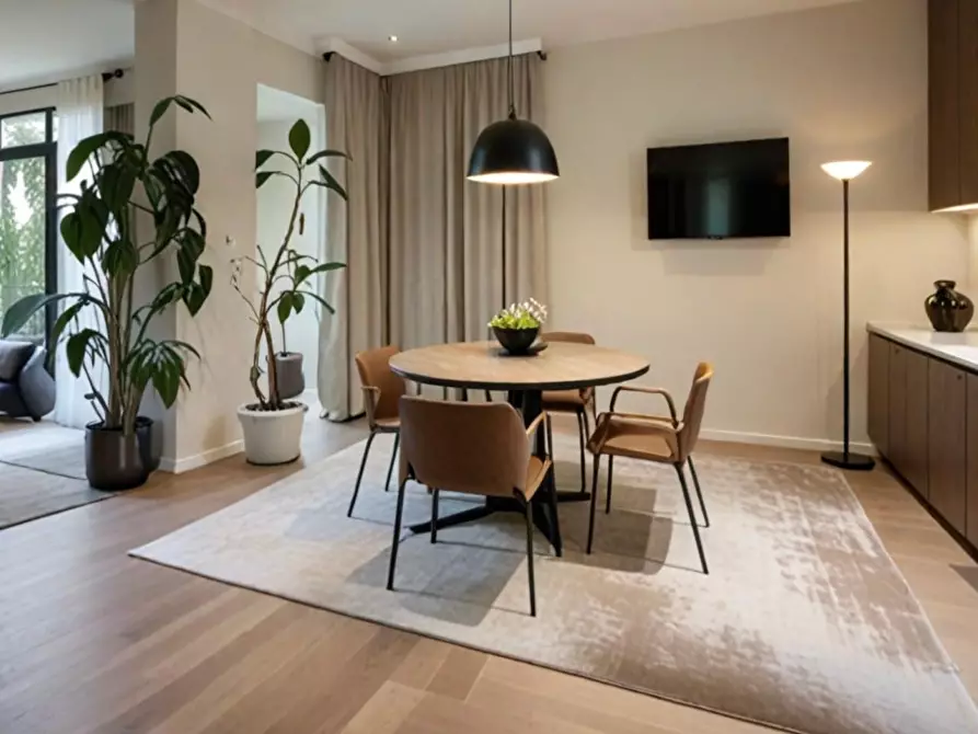 Immagine 5 di Appartamento in vendita  a Livorno