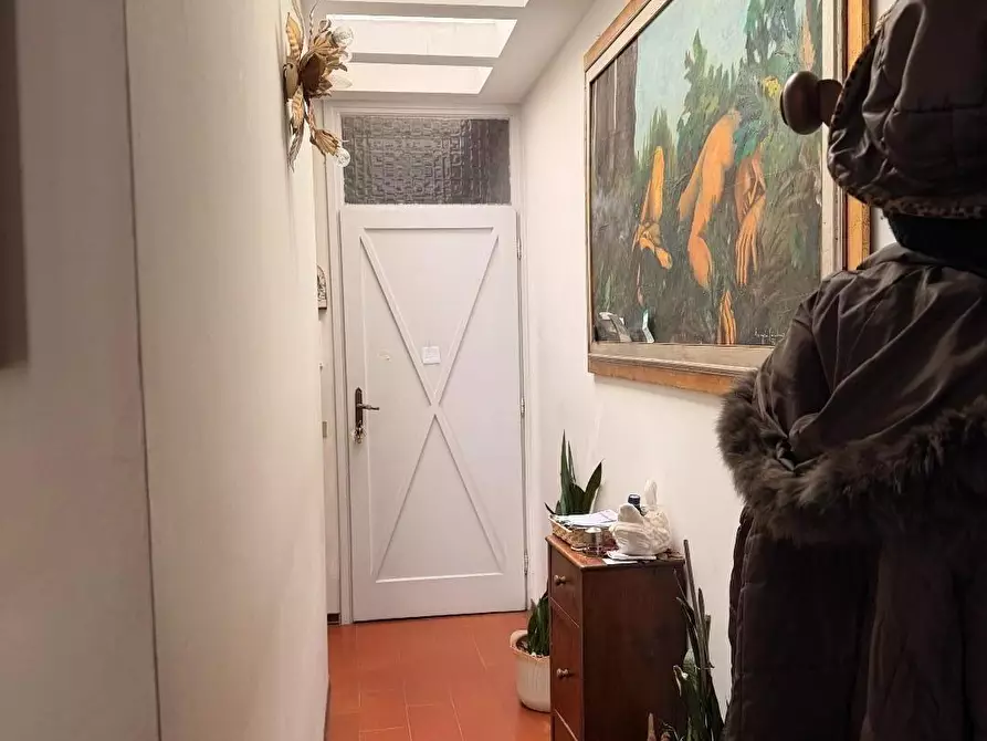 Immagine 3 di Mansarda in vendita  a Viareggio