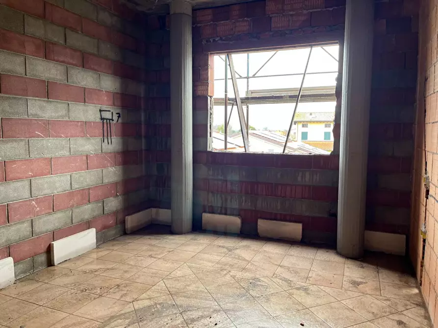 Immagine 8 di Appartamento in vendita  a Capannori