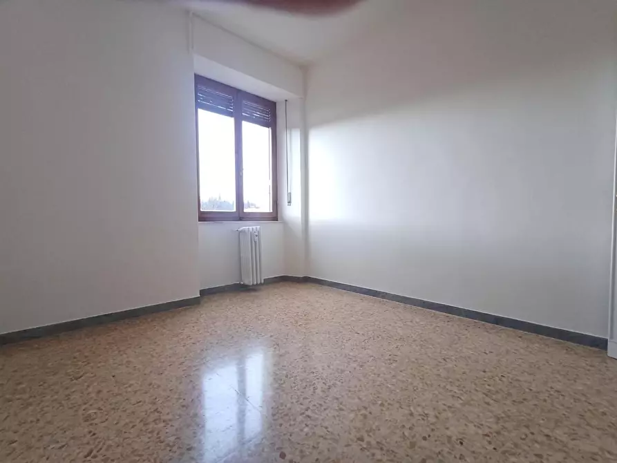 Immagine 6 di Appartamento in vendita  a Siena