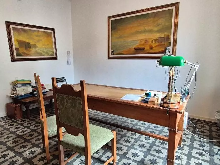 Immagine 3 di Ufficio in affitto  a Cascina