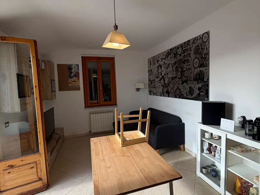 Immagine 2 di Appartamento in vendita  a Sarzana