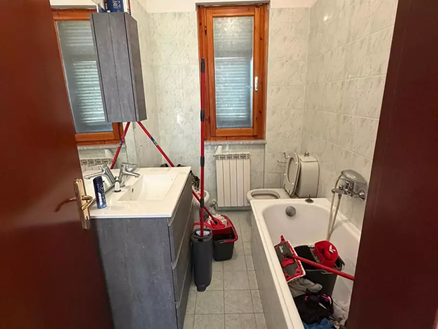 Immagine 6 di Appartamento in vendita  a Sarzana