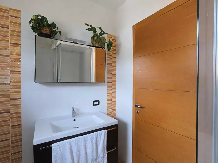 Immagine 16 di Appartamento in vendita  a Sinalunga