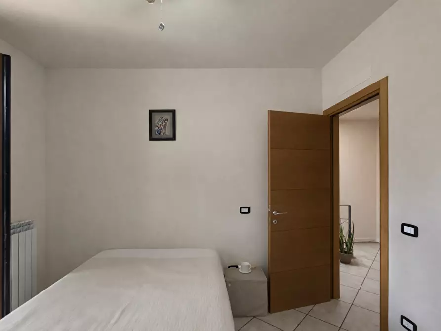 Immagine 10 di Appartamento in vendita  a Sinalunga