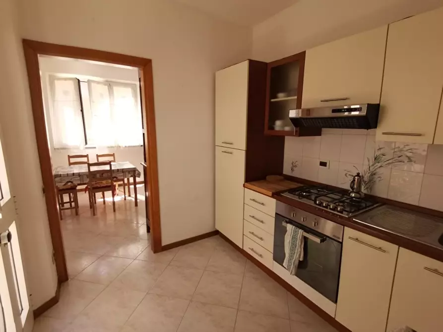 Immagine 7 di Villa in vendita  a Cascina