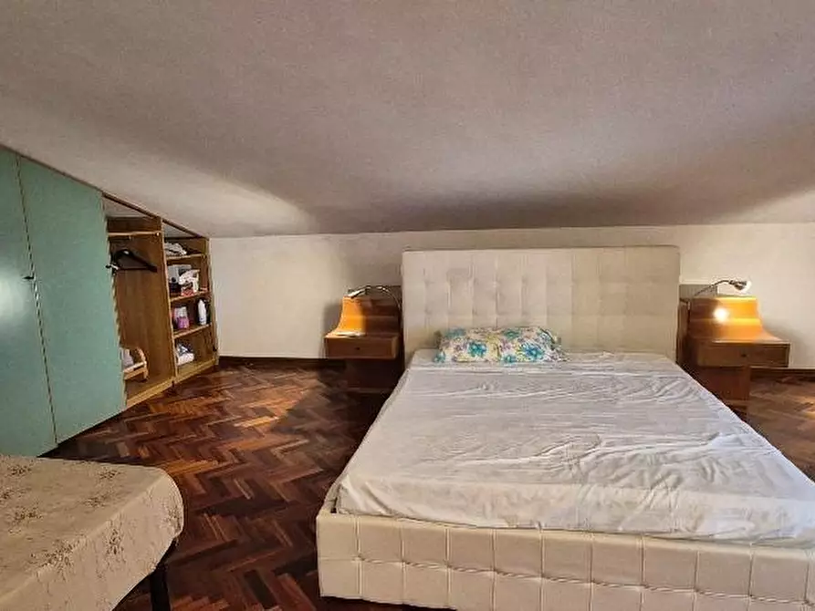 Immagine 24 di Villa in vendita  a Cascina