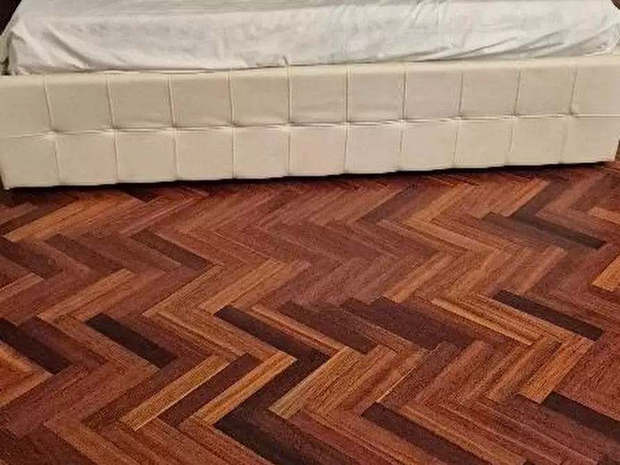 Immagine 27 di Villa in vendita  a Cascina