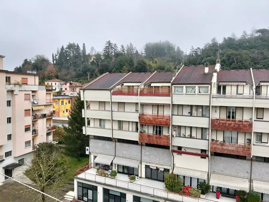 Immagine 8 di Appartamento in vendita  a Aulla