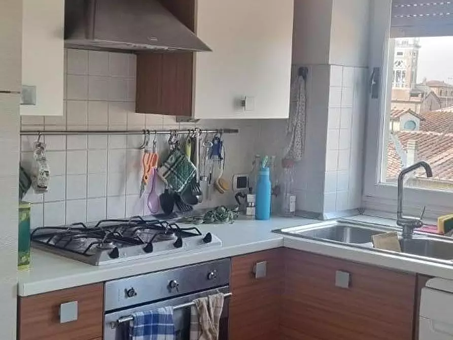 Immagine 1 di Appartamento in affitto  a Pisa