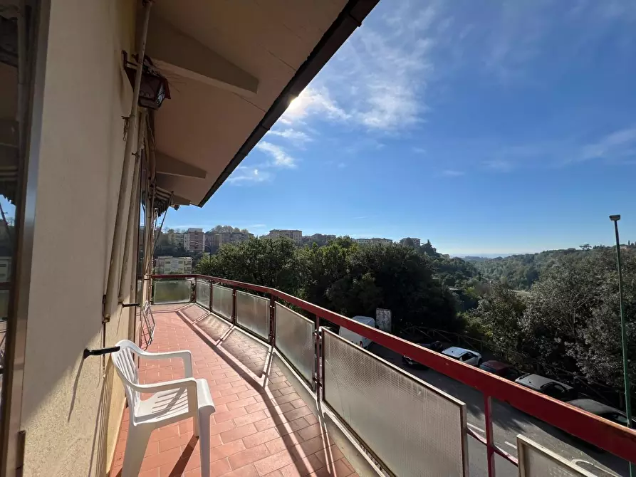 Immagine 1 di Appartamento in vendita  a Siena