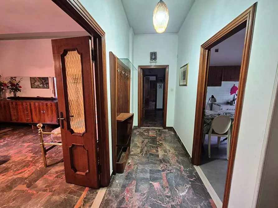 Immagine 10 di Appartamento in vendita  a Siena