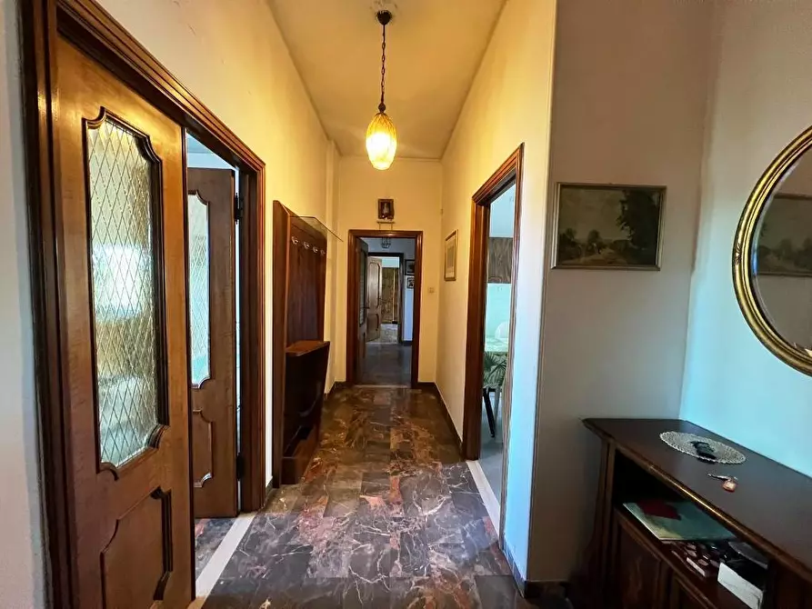 Immagine 25 di Appartamento in vendita  a Siena