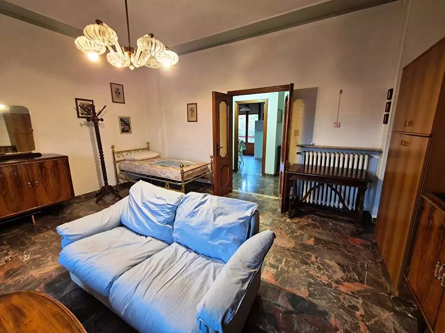 Immagine 22 di Appartamento in vendita  a Siena