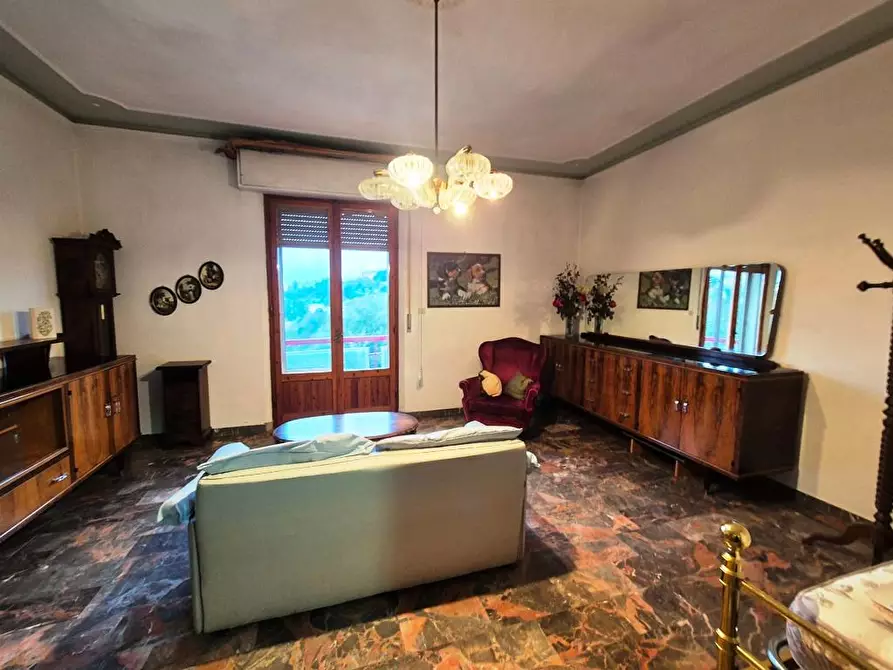 Immagine 6 di Appartamento in vendita  a Siena