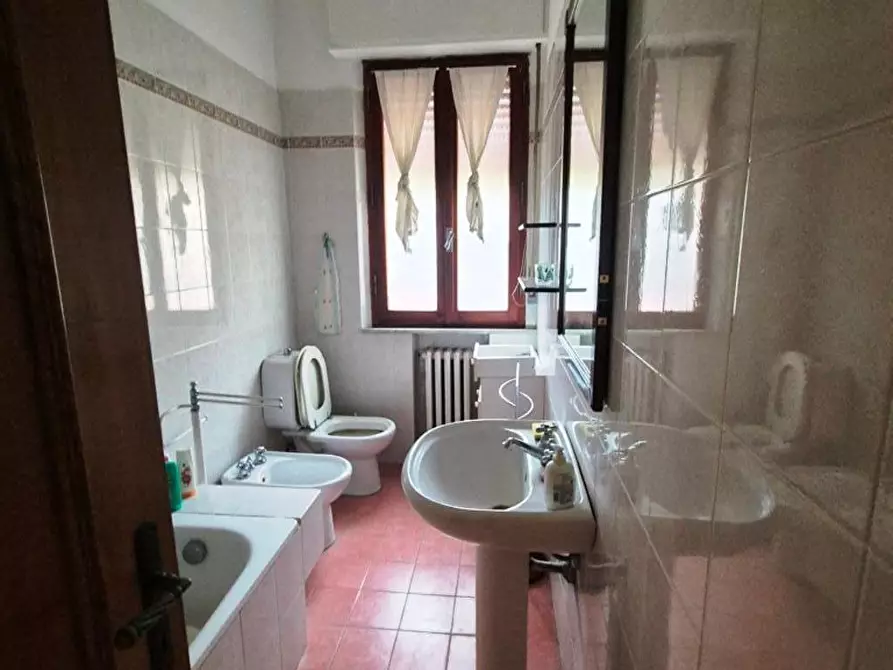 Immagine 12 di Appartamento in vendita  a Siena