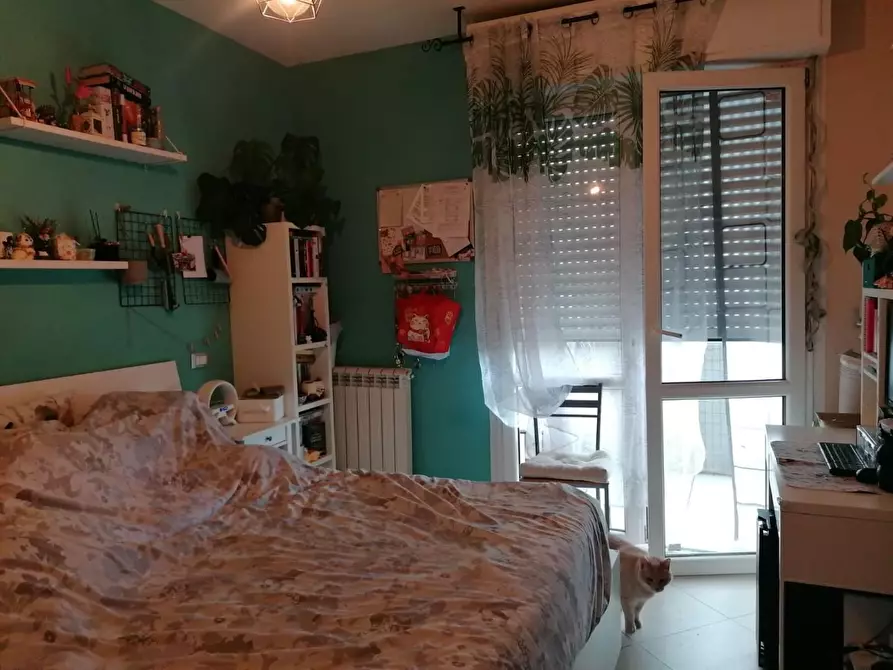 Immagine 10 di Appartamento in vendita  a Carrara